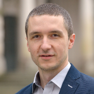 Profile photo: dr inż. Paweł Lubomski