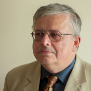 Zdjęcie profilowe: magister ekonomii Zbigniew Zasadzień